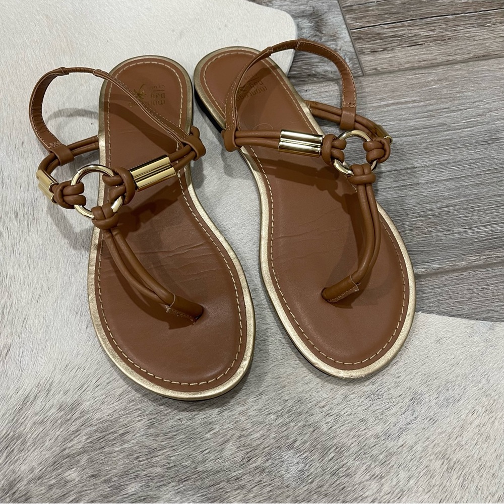 4/$25 Montego Bay Club brown sandals size 7